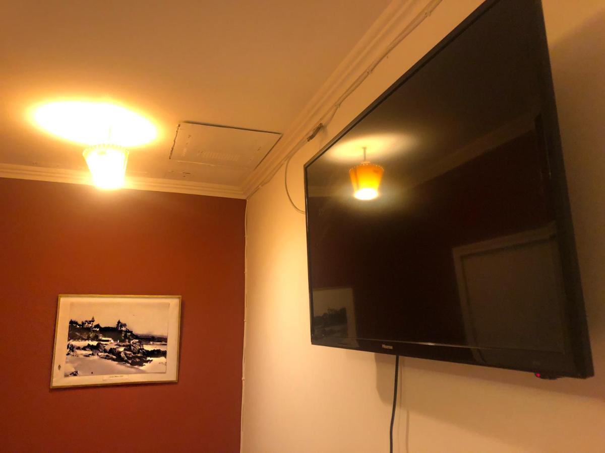 Hostal Lacroix Виня дел Мар Екстериор снимка
