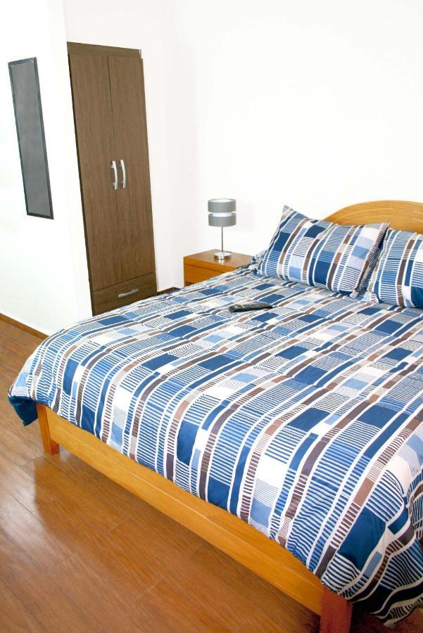 Hostal Lacroix Виня дел Мар Екстериор снимка
