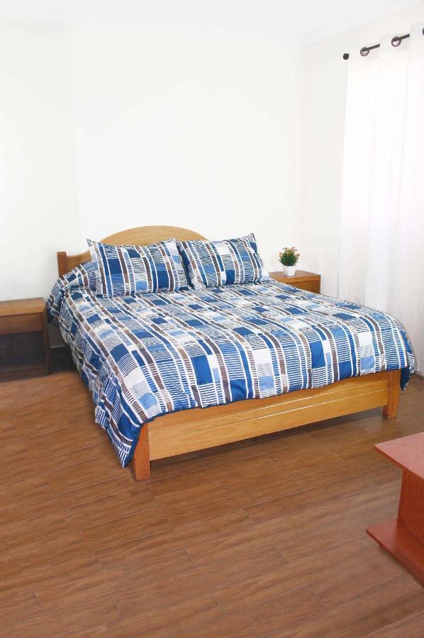 Hostal Lacroix Виня дел Мар Екстериор снимка