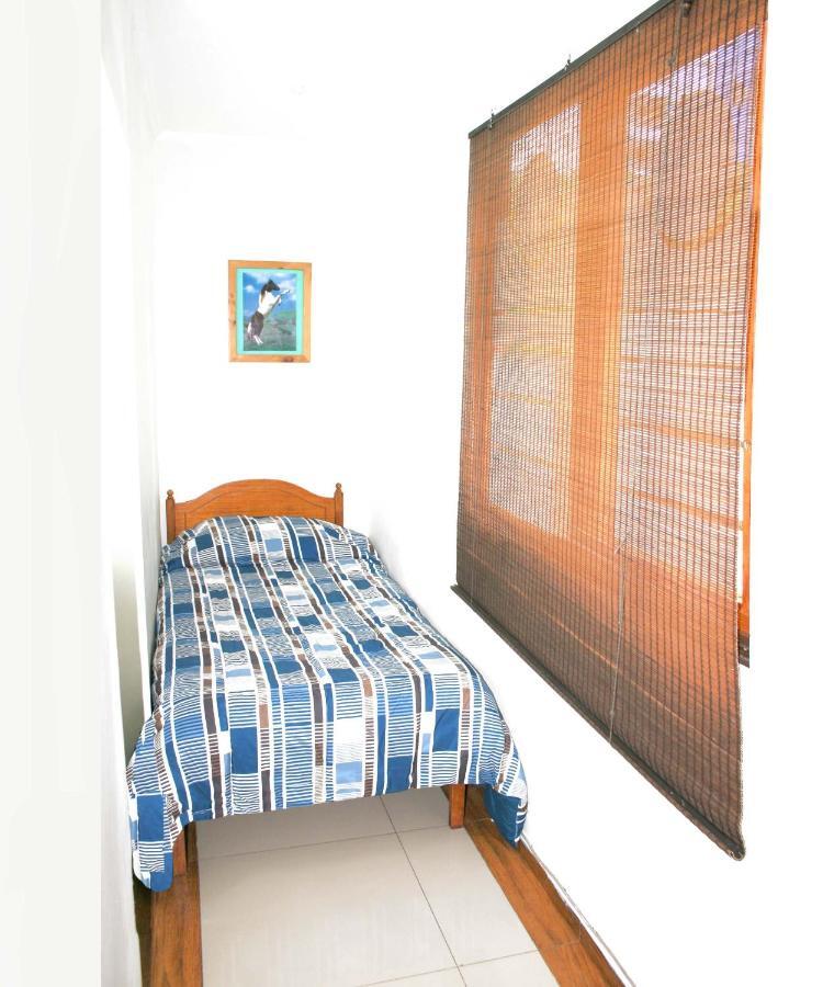 Hostal Lacroix Виня дел Мар Екстериор снимка